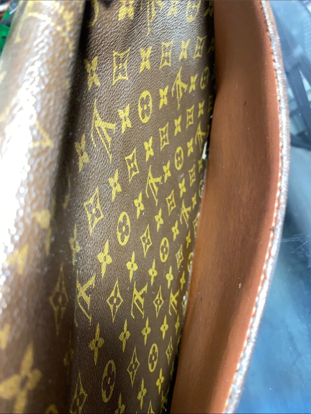 Authentic Louis Vuitton Monogram Serviette Conseiller Briefcase/Laptop Bag